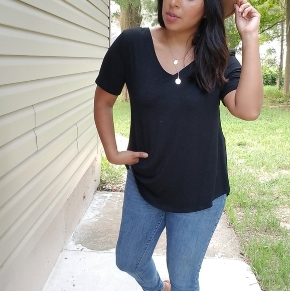 NOT SO BASIC BLACK TEE SHIRT CRISS CROSS BACK TOP - Picture 4 of 5